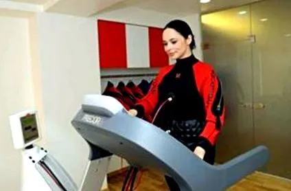 búvárruhában veszít