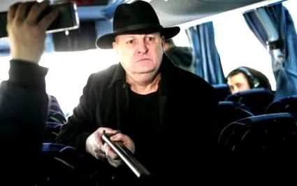 csodáló