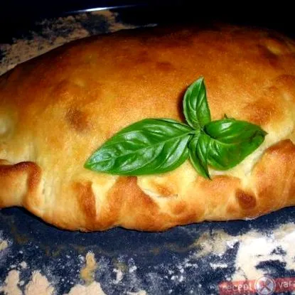 пица калцоне