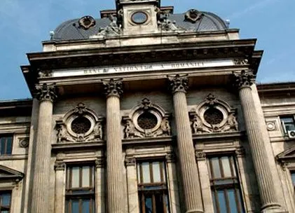 bukott bankvezetőt
