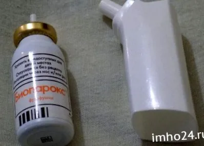 vélemények