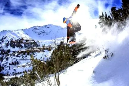 snowboardozás