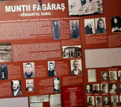 антикомунистическите антикомунистическите
