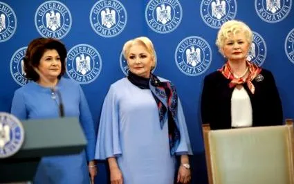 papírok