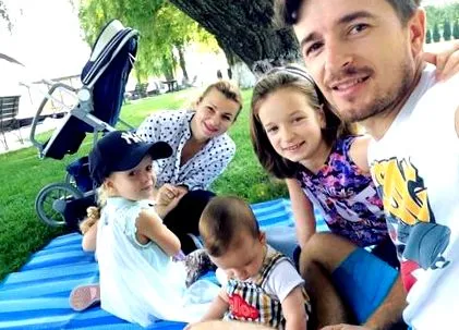 покажаа покажаа