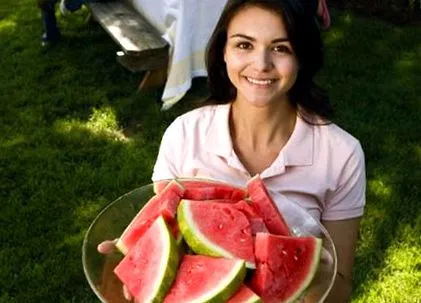 jelent