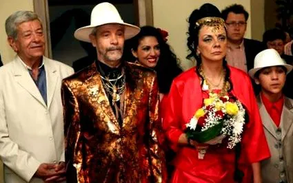 повеќе романија