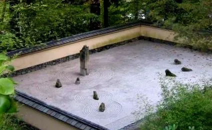 japán