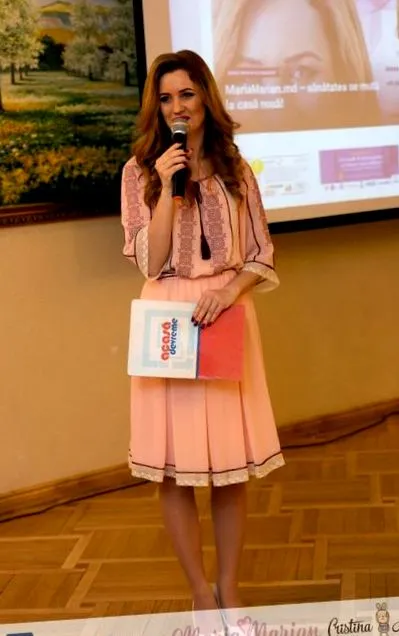 azokat embereket