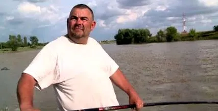 csak élek