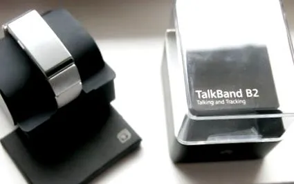 интелигентен talkband