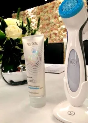 ageLOC® LumiSpa