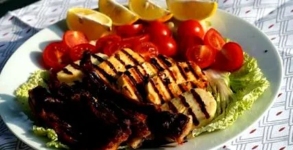 mézzel halloumi
