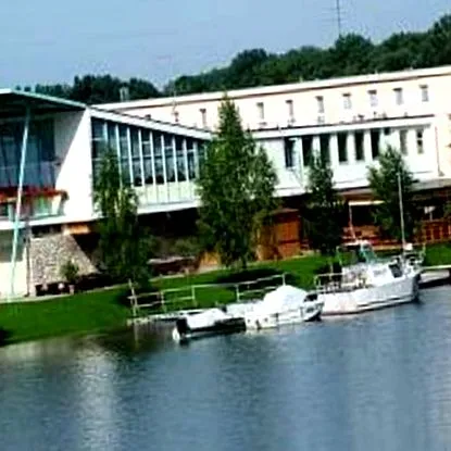 hattyú amstel