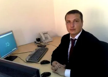 откри