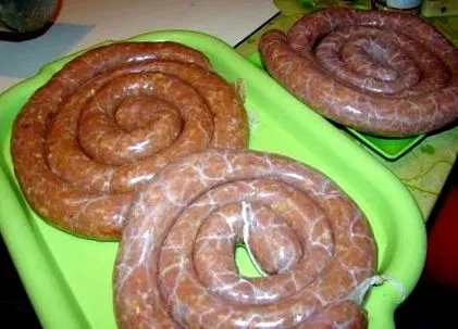 világa csirkekolbász