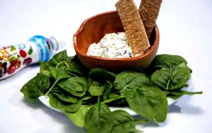 како