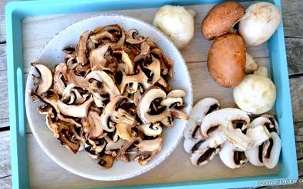 како