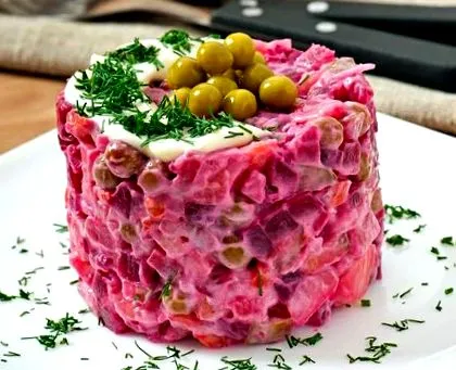 която салата