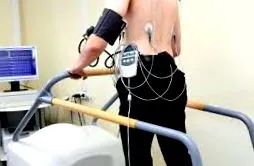 hrudníku angina