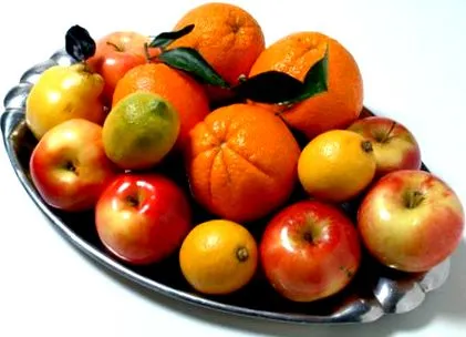alacsony gyümölcs- alacsony gyümölcs-