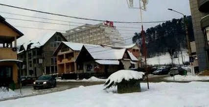 синжеорц-бај фотогалерија