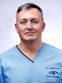 nyilvánul