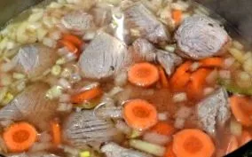 marhagulyás