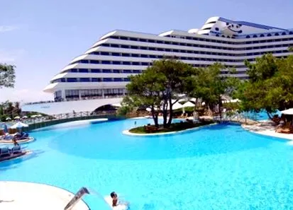 beach hotel
