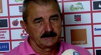 јонуш само