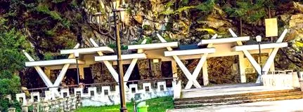 források