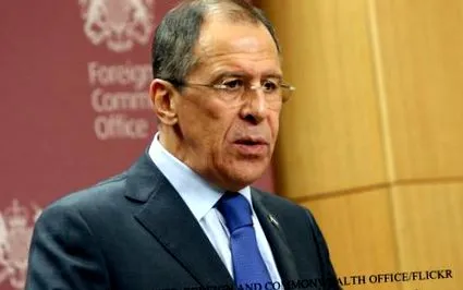 черен обвинява