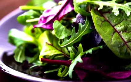 mică salată
