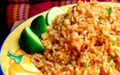 мексиканський соусом