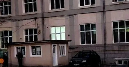 лікарні