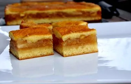 обличена јаболко
