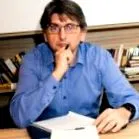 nyert román