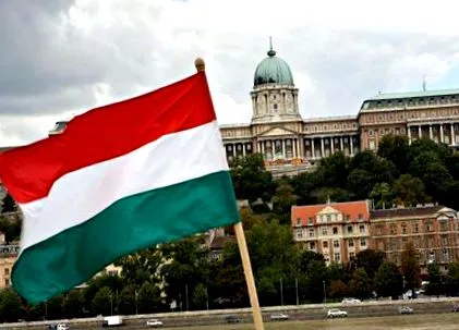 холандија меѓу