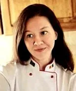 Laura Adamache