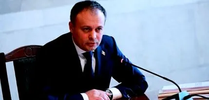 сите пратеници