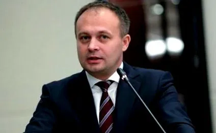 ülés során