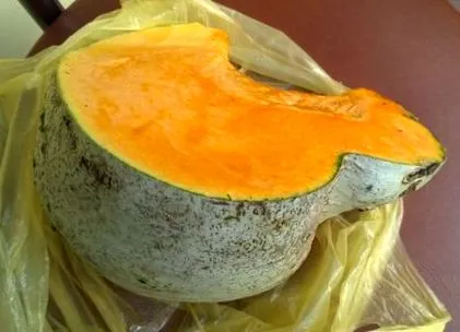 tököt