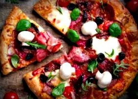 pizza híres