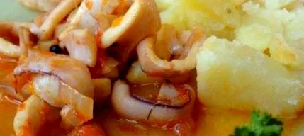како