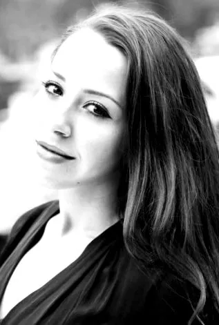 denisa luntraru
