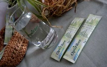 како