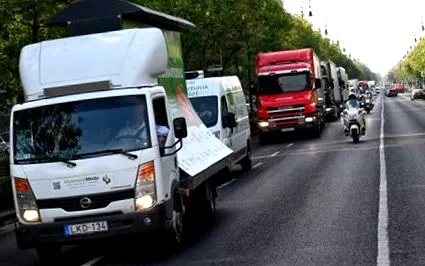 donații