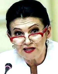 csalárd