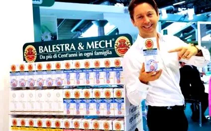 mechet megszabadította