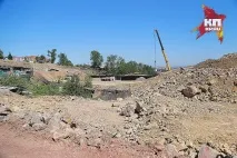 Будівельники розв’язки біля Четвертого мосту змушені міняти план робіт через проблеми із переселенням людей язки